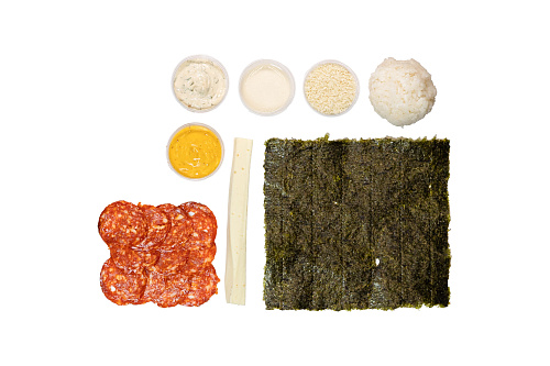 Ролл хот дог с жареной моцареллой